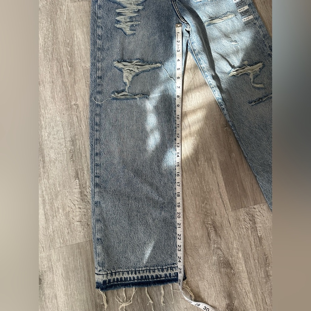 Levi's Ribcage Straight Ankle jeans in Light wash distressed Women’s size 26 NWT - Picture 10 of 10